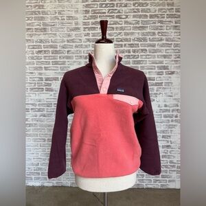 Patagonia fleece, fits like women’s small